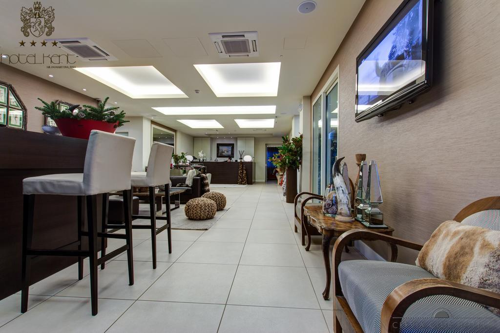 Hotel Kent Milano Marittima Exterior foto
