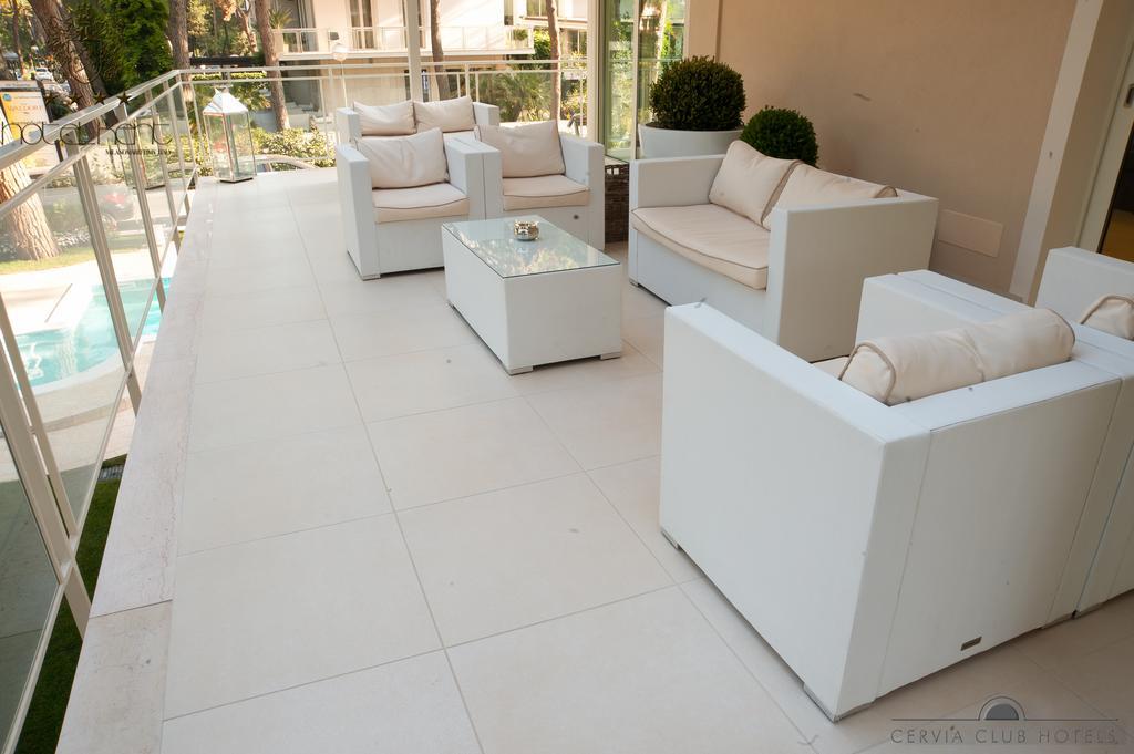 Hotel Kent Milano Marittima Exterior foto