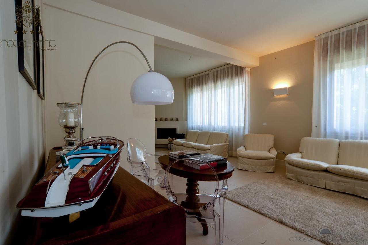 Hotel Kent Milano Marittima Exterior foto